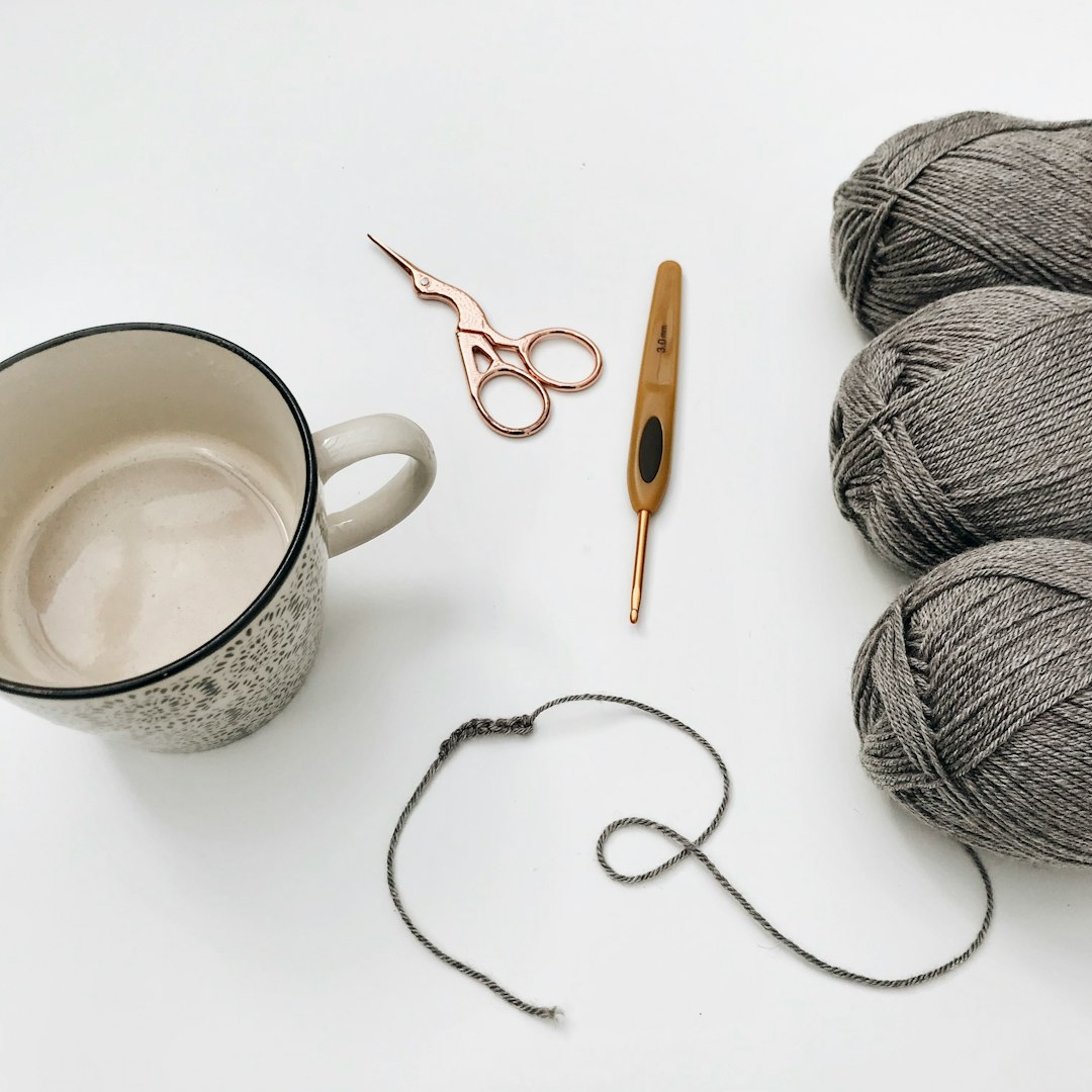 Crochet tutorials and yarn inspiration