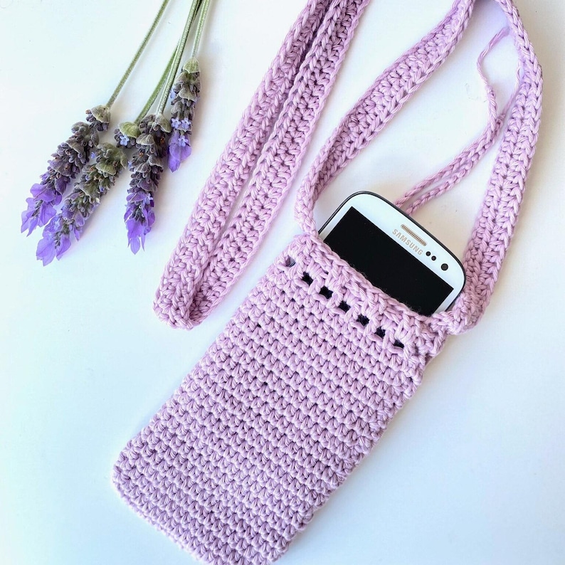Lavender crochet crossbody phone bag with drawstring openings by Crochet Love Melbourne