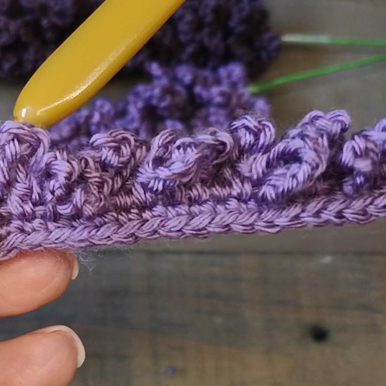 Purple lavender strip covered with chain-six loops