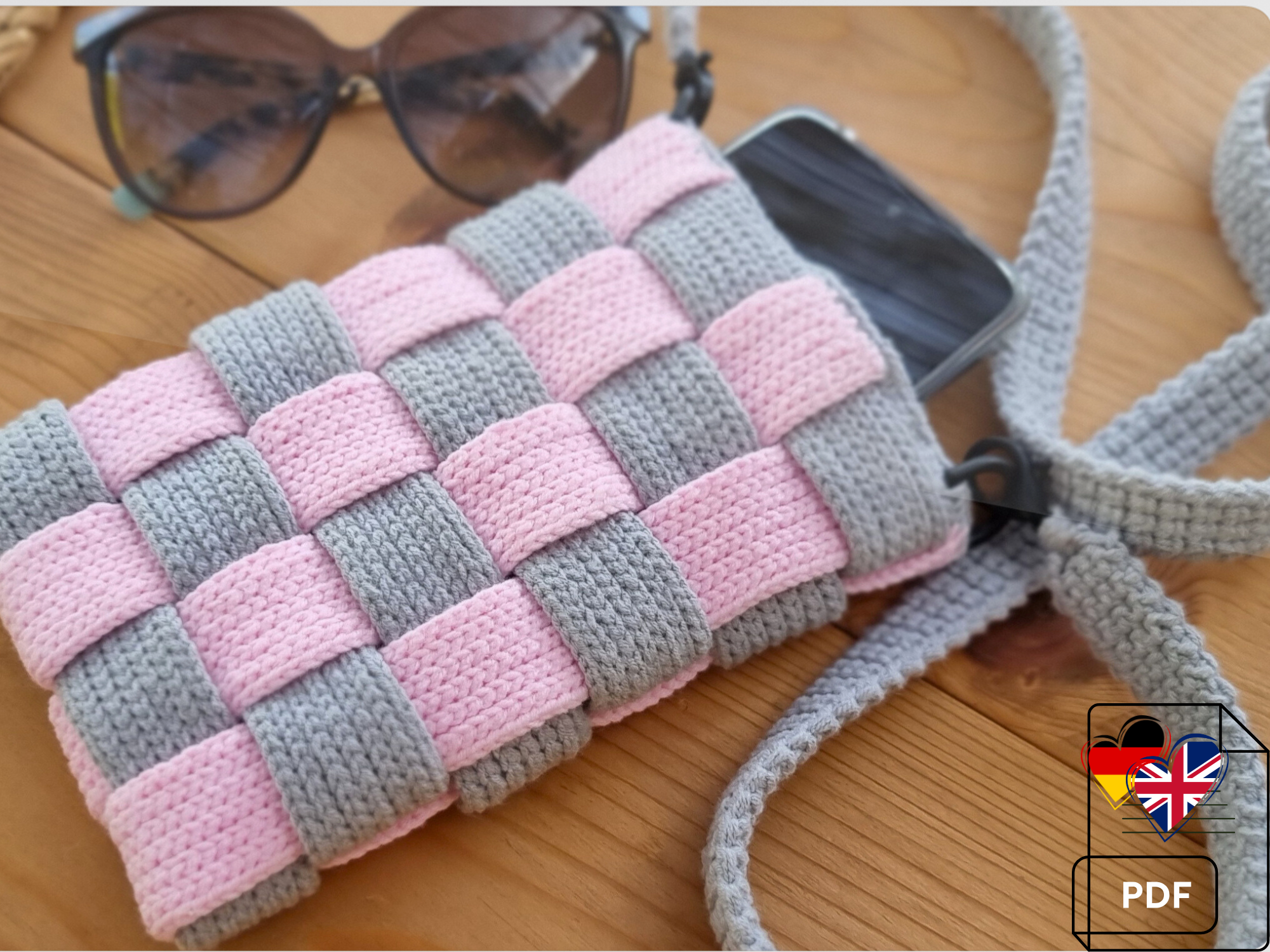 T3 Woven-Strip Phone Bag crochet design by Opion