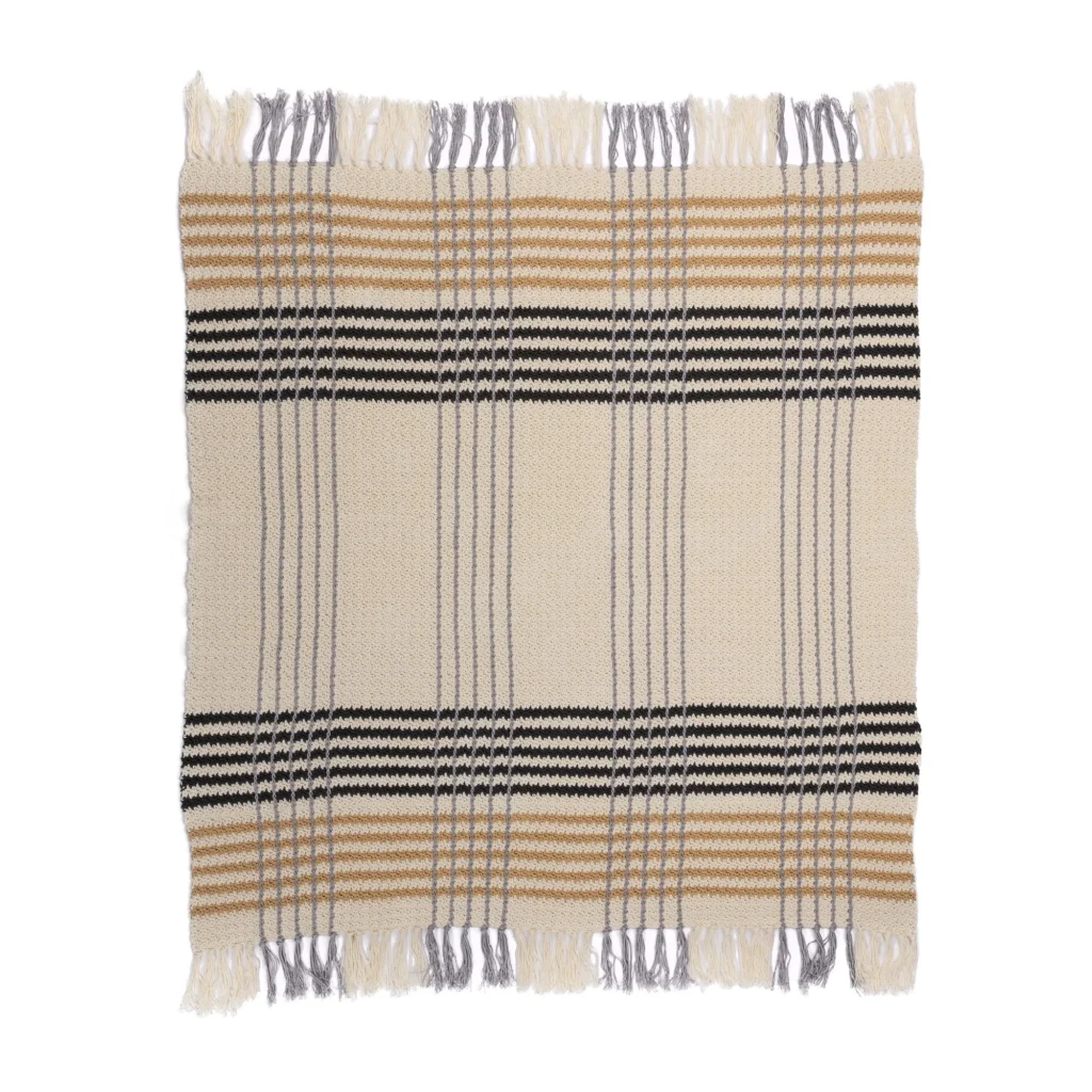 Plaid crochet throw pattern for cozy home decor